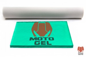 Mata żelowa Moto Gel rozmiar 31x21x1,5cm plus pianka.  MG 31/21/1,5/P/190